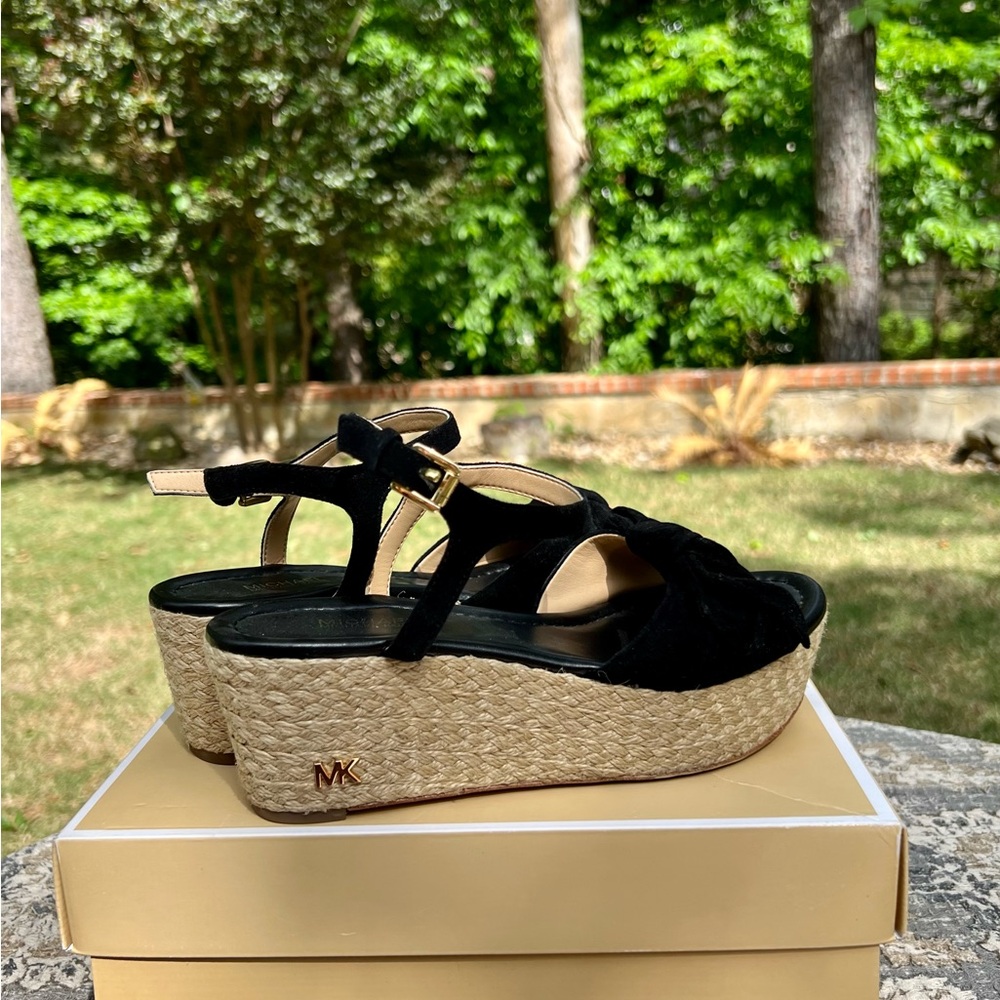 MICHAEL- Michael Kors Mid Wedges - women’s size 5.5 - Picture 8 of 15